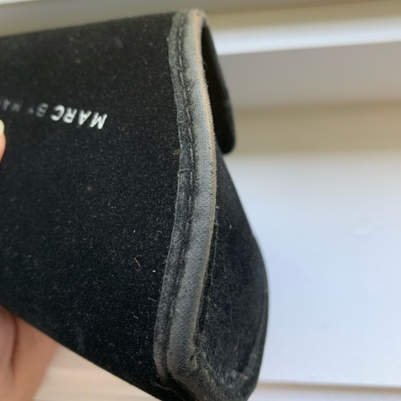 Marc by Marc Jacobs glasses case - Picture 4 of 4